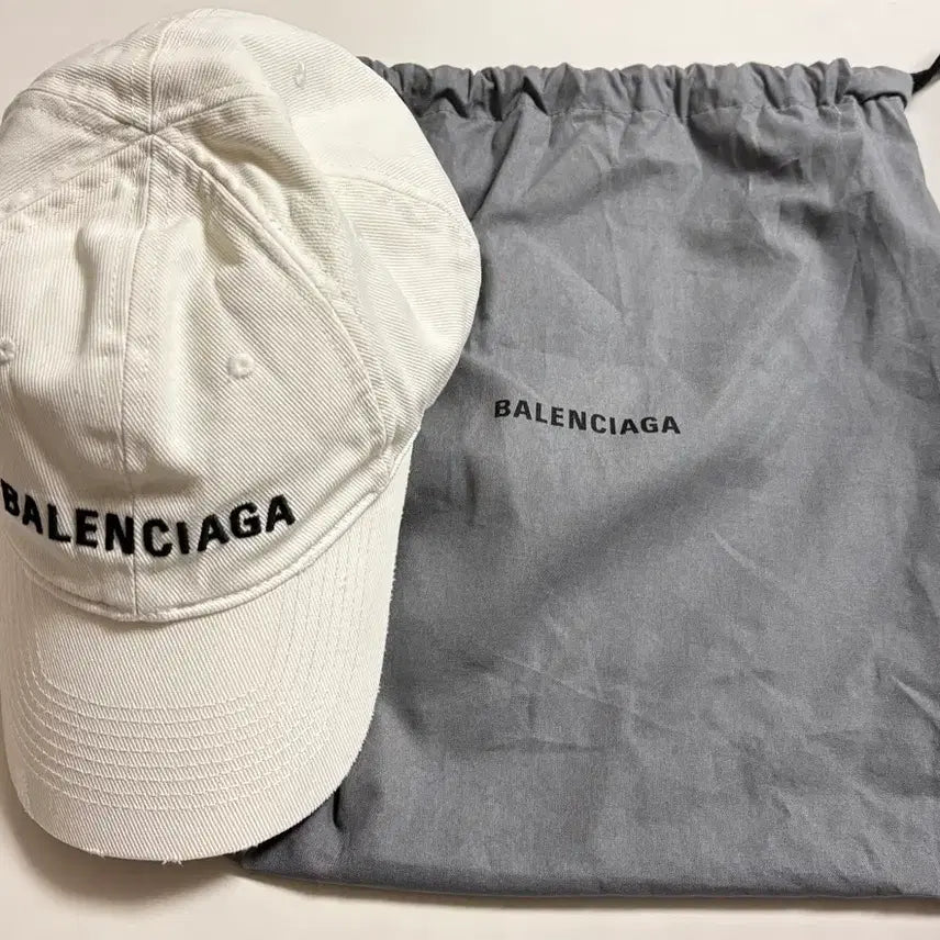 [BUNJANG] Balenciaga Glow in the Dark Baseball Cap L White / 발렌시아가 볼캡 화이트 새상품