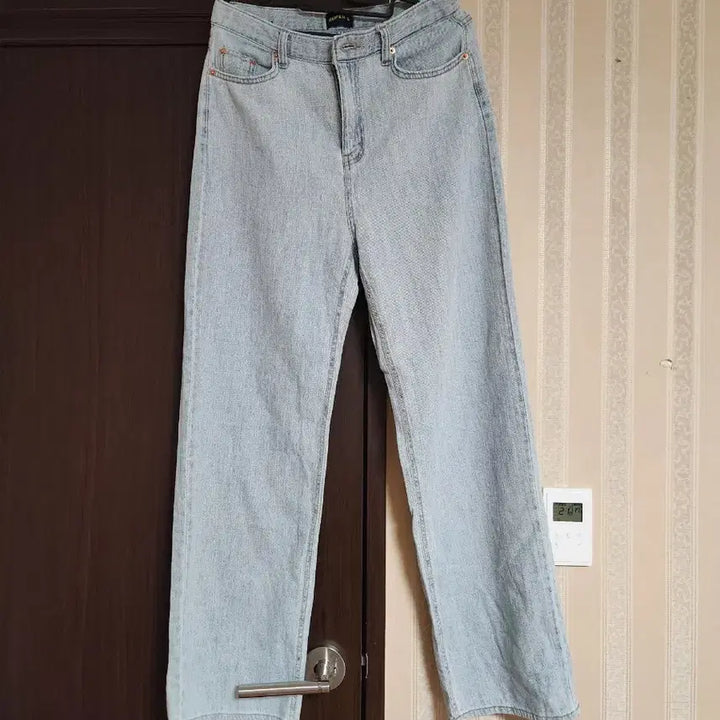 [BUNJANG] Light Wash Denim Wide Fit Summer Pants / 연청 여름대님