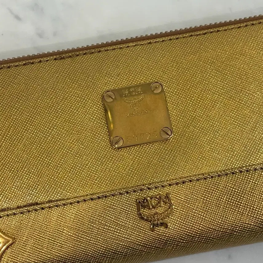 [BUNJANG] MCM Gold Leather Bi-fold Wallet / mcm gold wallet