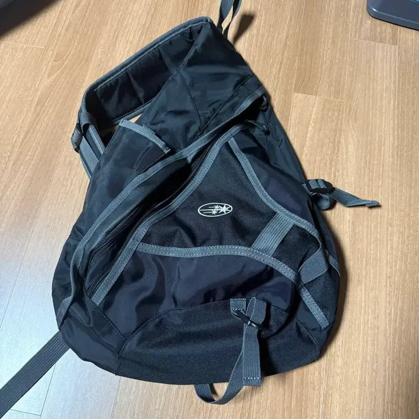 [BUNJANG] Nagoce Sling Bag Black / 나고클 슬링백 블랙