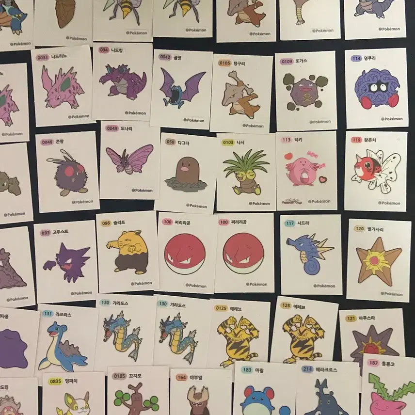 [BUNJANG] Pokemon Stickers Bundle (250+) / 포켓몬 띠부씰(250개 이상)