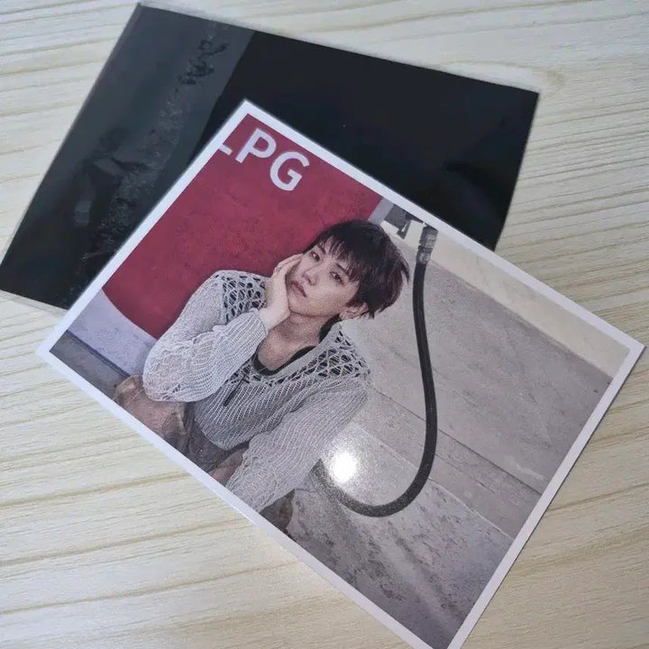 [BUNJANG] BOYNEXTDOOR Riwoo Merchandise Photocard &amp; Ediya Postcard Bundle Set / 보넥도 리우 비공굿 포카&amp;이디야 엽서 일괄