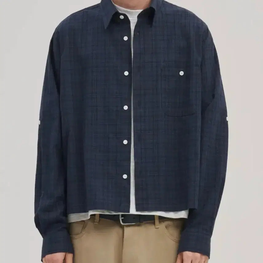 [BUNJANG] Zero Crop Roll-Up Check Shirt [Navy] / 제로 크롭 롤 업 체크 셔츠 [네이비]