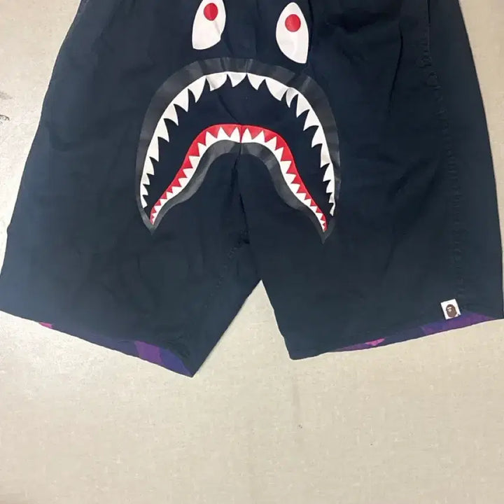 [BUNJANG] BAPE Reversible Shark Shorts / 베이프 반바지 (양면)