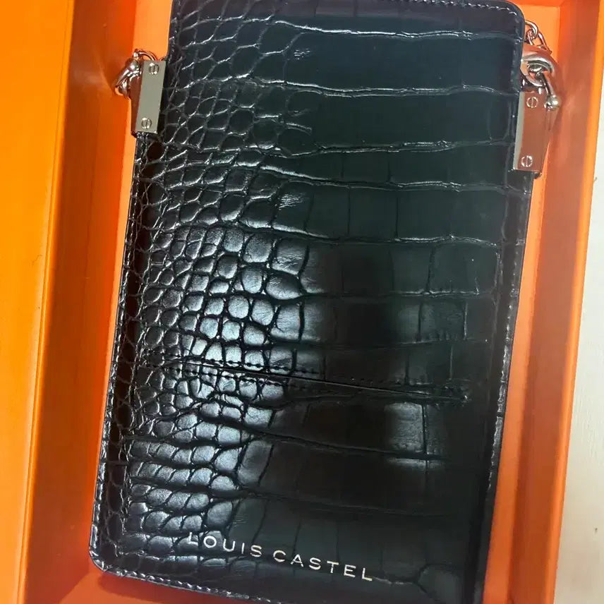[BUNJANG] Louis Castel Phone Chain Wallet / 루이까스텔 휴대폰 체인 지갑