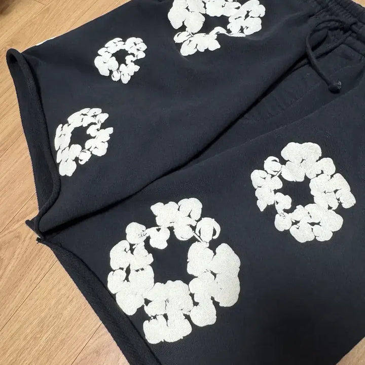 [BUNJANG] Denim Tears Sweat Shorts Black / 데님티어스 스웻 반바지 쇼츠