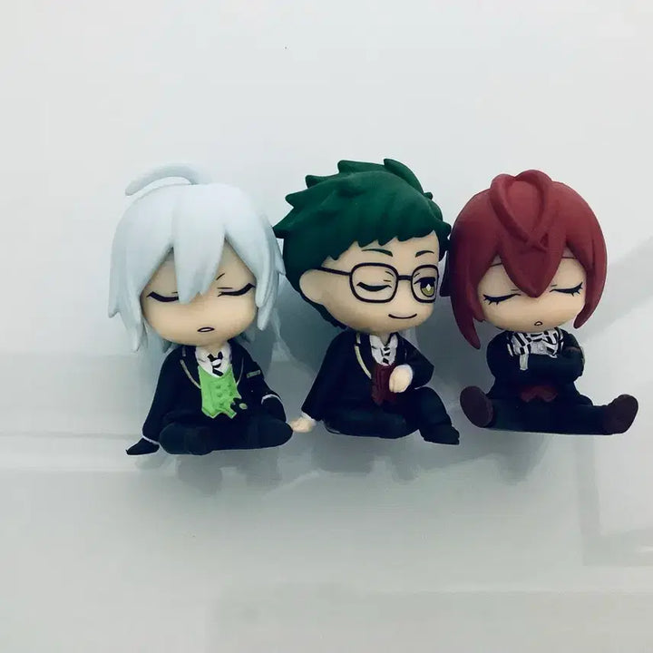 [BUNJANG] Twisted Wonderland Cater Riddle Lordheart Shoulder Trading Figure Bundle Set / 트위스티드 원더랜드 트위스테 실버 케이터 리들 로드하트 어깨쿵 가챠 일괄