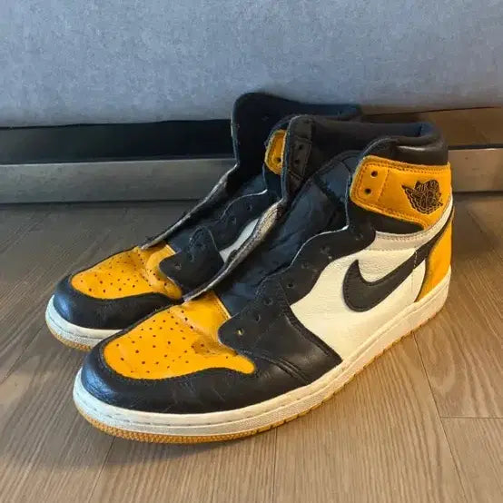 [BUNJANG] Nike Air Jordan 1 High OG Taxi Sneakers / 나이키 조던 1 하이 OG 택시 *오늘까지만 4만원대*