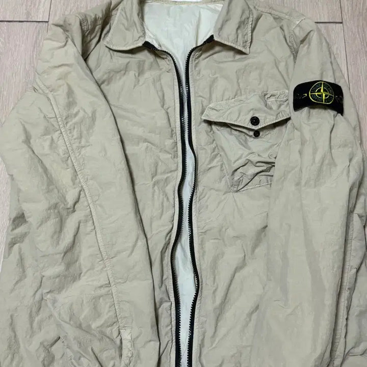 [BUNJANG] Stone Island Naslan Light Overshirt Ecru L / 21fw 스톤아일랜드 나슬란 오버셔츠 에크루 L사이즈