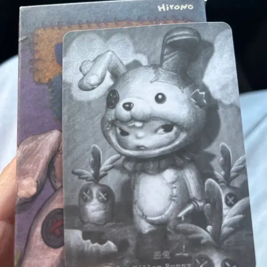 [BUNJANG] Hirono Carnival Killer Bunny Vinyl Figure (Sealed) / 히로노 카니발 킬러버니 비닐 미개봉 새상품 판매