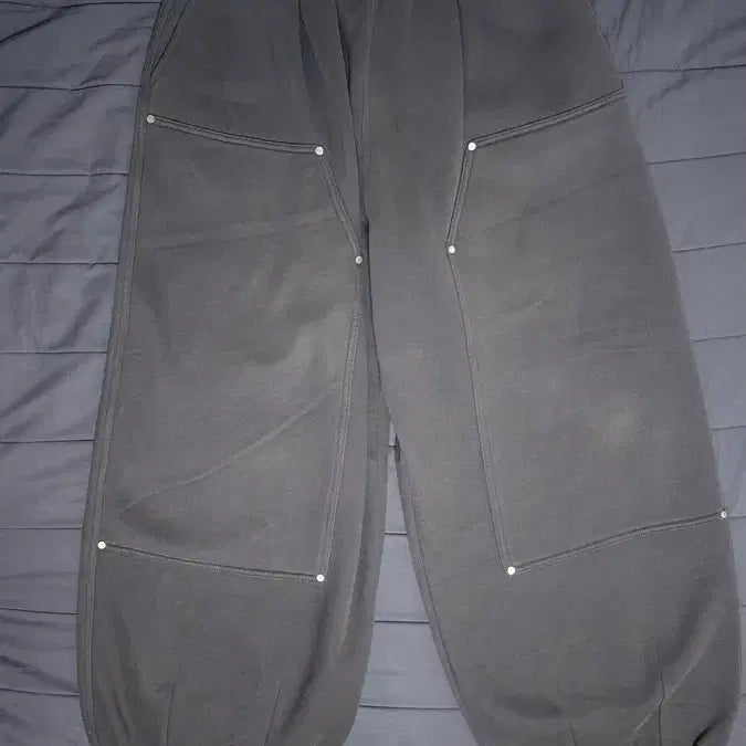 [BUNJANG] Riveted Lined Pants / 리벳 기모 팬츠