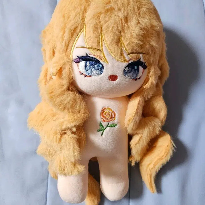 [SOLD OUT] 원신 나비아 20cm 솜인형 판매