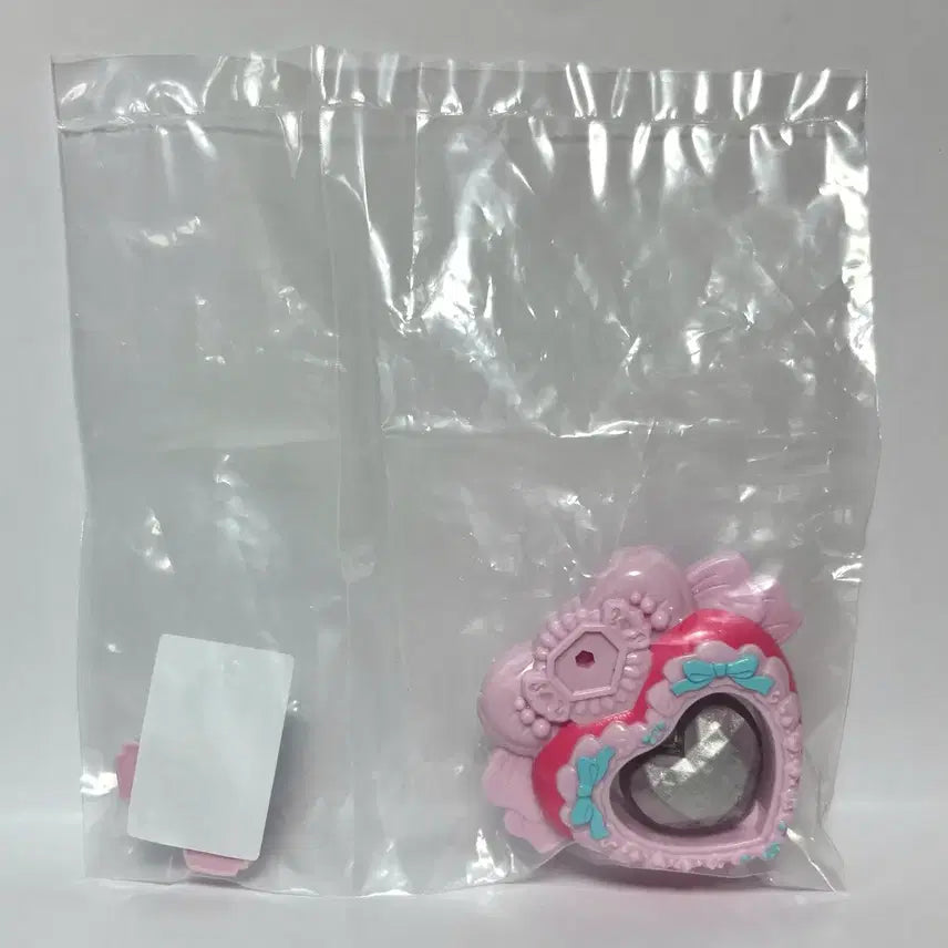 [BUNJANG] Heart Brooch (Cure Wink) Unsealed / 미개봉) 너와 너랑 아이돌 프리큐어 역할놀이 1탄 하트 브로치 큐어 윙크