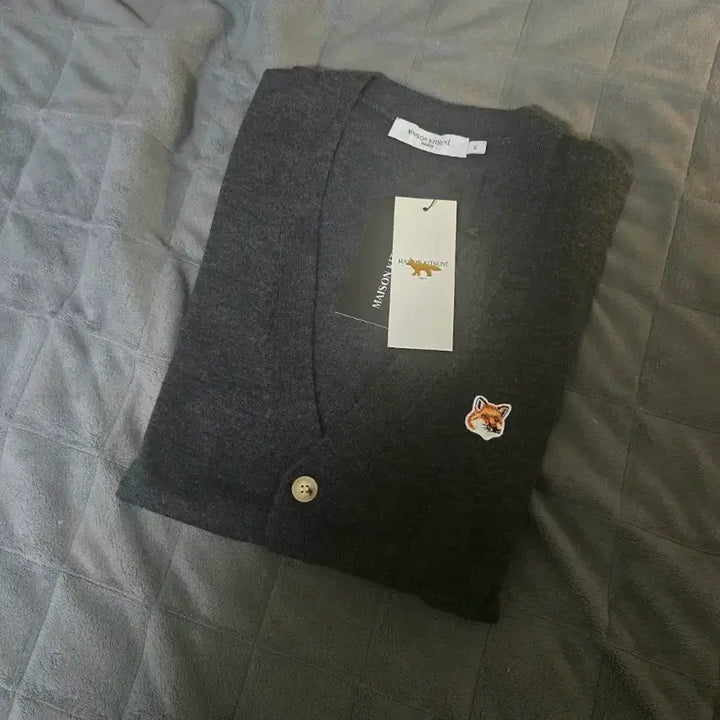 [BUNJANG] Maison Kitsuné Fox Head Cardigan Anthracite Melange Grey XL / 메종키츠네 폭스 헤드 가디건 앤트러사이트 멜란지 그레이 XL