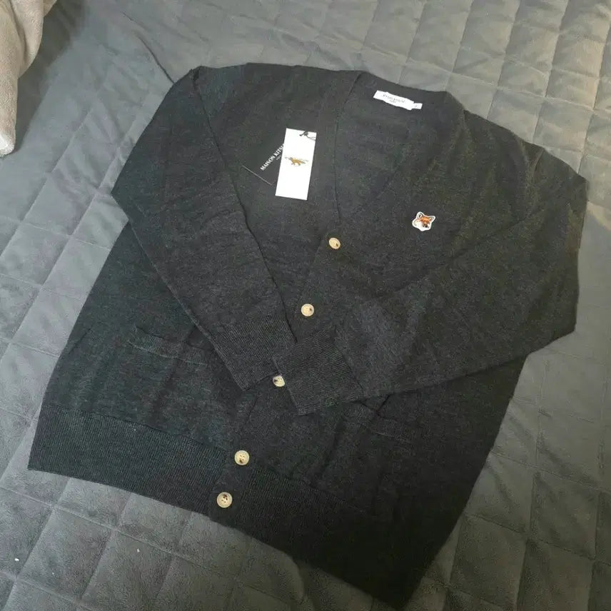 [BUNJANG] Maison Kitsuné Fox Head Cardigan Anthracite Melange Grey XL / 메종키츠네 폭스 헤드 가디건 앤트러사이트 멜란지 그레이 XL