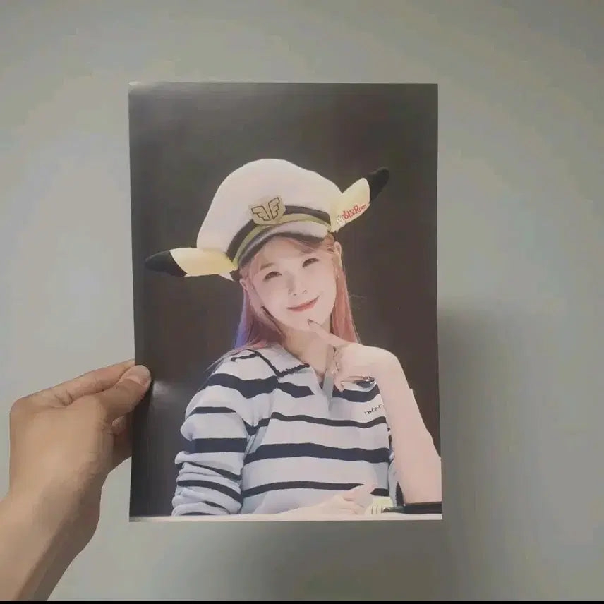 [BUNJANG] fromis_9 Baek Ji-heon Bromide Poster Bundle Set / 택포) 일괄 프로미스나인 백지헌 브로마이드 포스터 슬로건