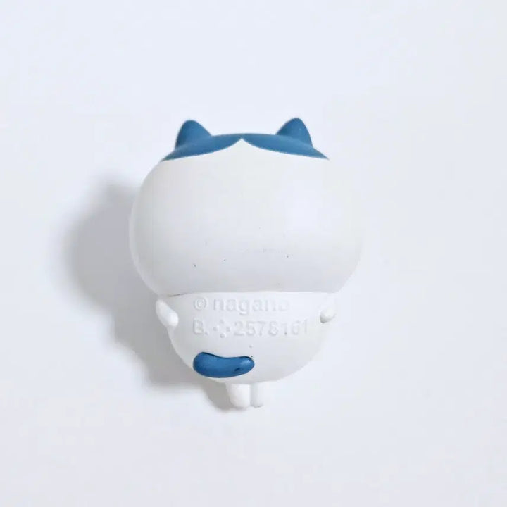 [BUNJANG] Monjakuu Chiikawa Hachiware Official Figure / 먼작귀 치이카와 하치와레 정품 피규어