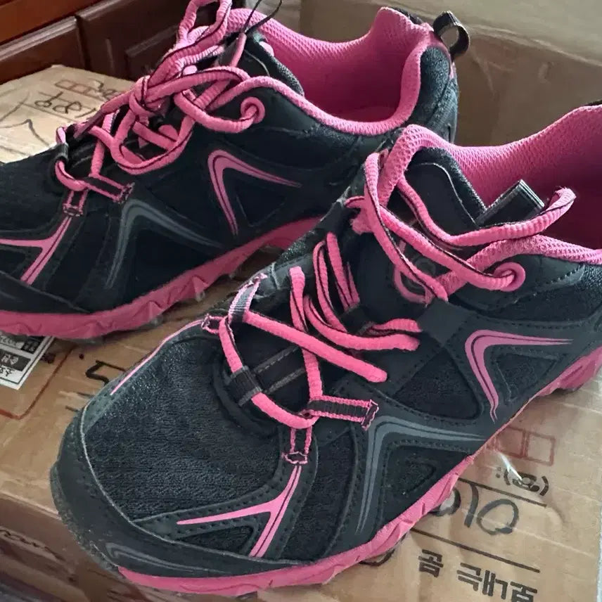 [BUNJANG] Adidas Tensaur, Pro World Cup, World Cup Shoes / 아디다스 텐사우르 230 , 프로월드컵 245 , 월드컵 230