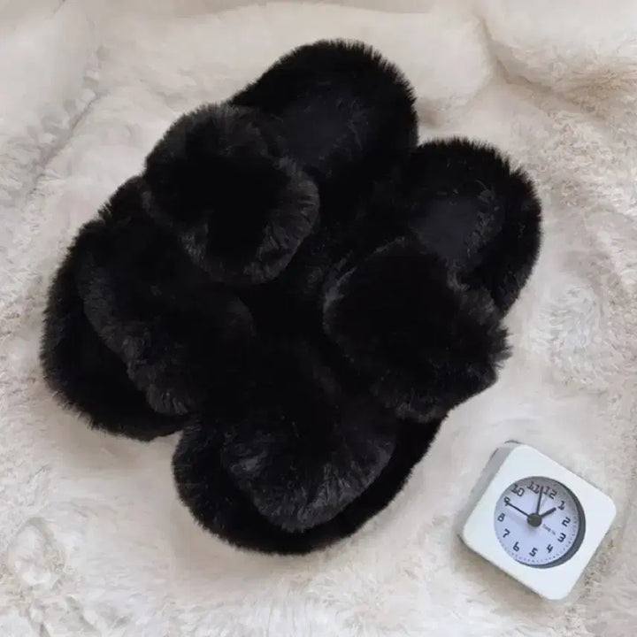 [BUNJANG] Avery 6cm Platform Fur Slippers / 에이블리 키높이 통굽 퍼슬리퍼 털슬리퍼 6cm