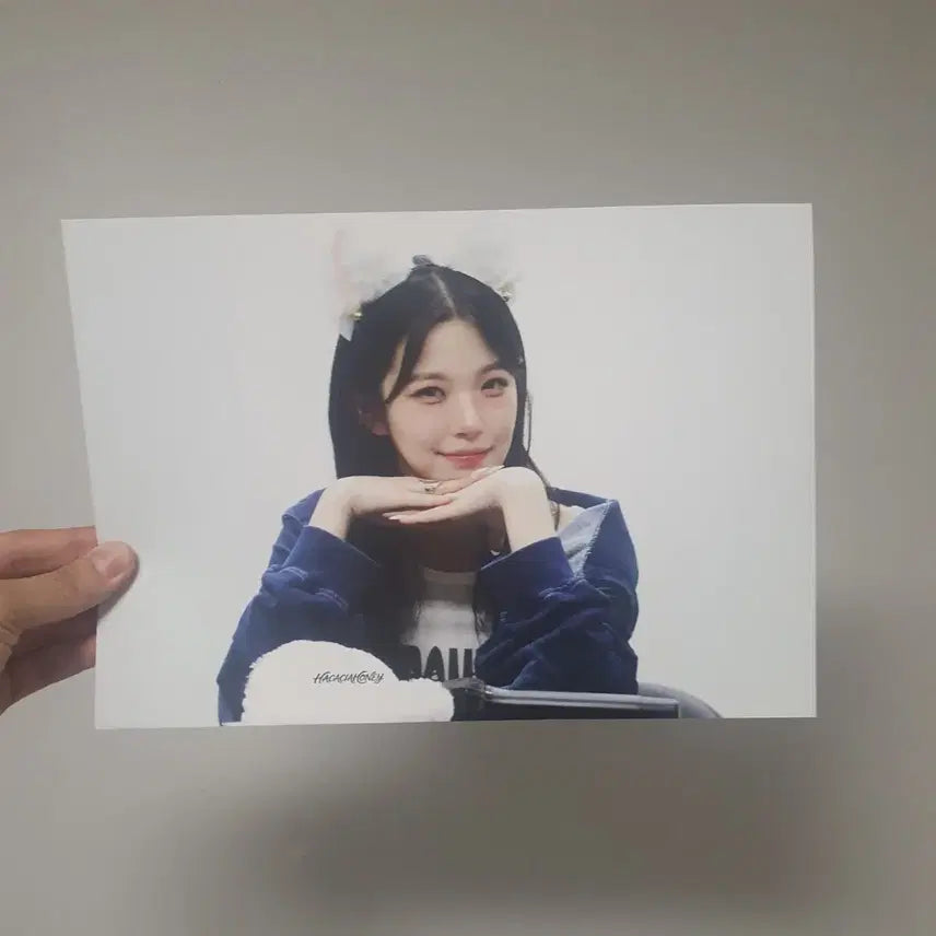 [BUNJANG] fromis_9 Baek Ji-heon Marine Look Bromide Poster Bundle Set / 프로미스나인 백지헌 포토 브로마이드 포스터 일괄