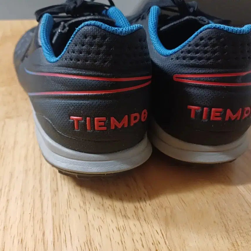 [BUNJANG] Nike Tiempo Futsal Shoes 240mm / 나이키 티엠포 풋살화 240mm