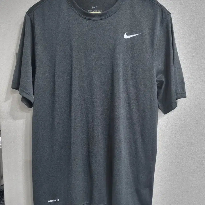 [BUNJANG] Nike Dri-FIT Short Sleeve T-Shirt - Gray / 나이키 드라이핏 반팔 티셔츠 회색