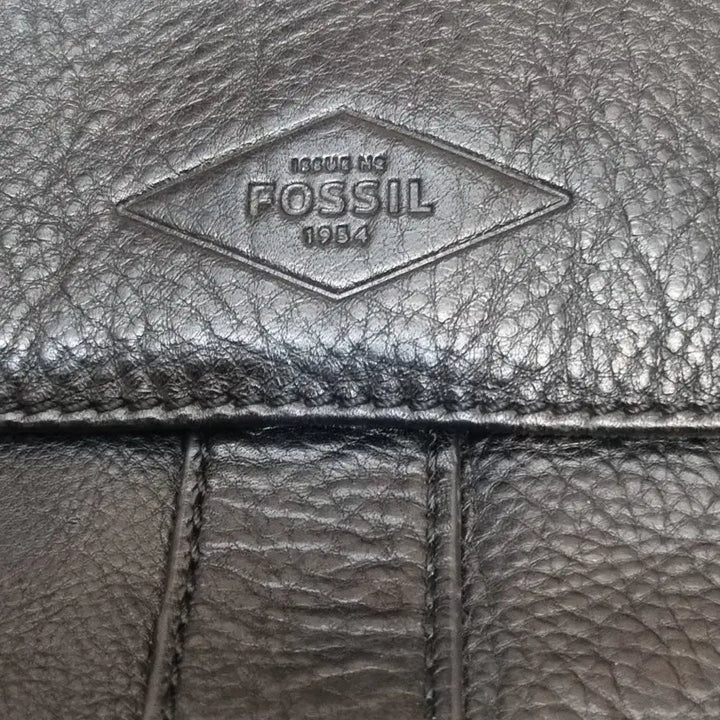 [BUNJANG] Fossil Leather Messenger Bag Black / 파슬 가죽 메신저백 블랙크로스