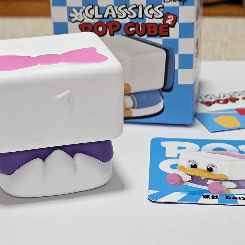 [BUNJANG] Pop Mart Disney Classic Pop Cube - Daisy / [팝마트] 디즈니 클래식 팝 큐브 데이지