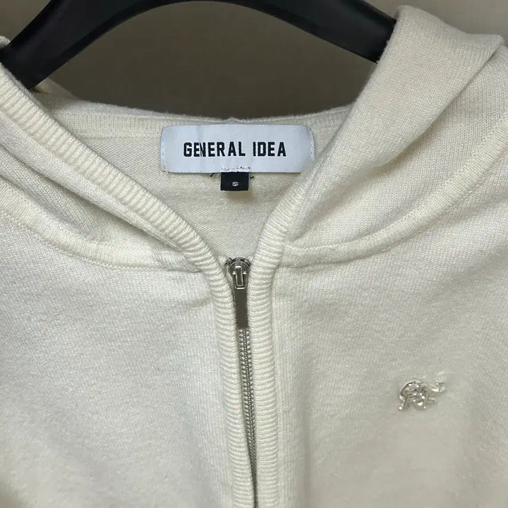 [BUNJANG] General Idea Ivory Hooded Zip-up Cardigan / 제너럴아이디어 아이보리 후드 집업 가디건