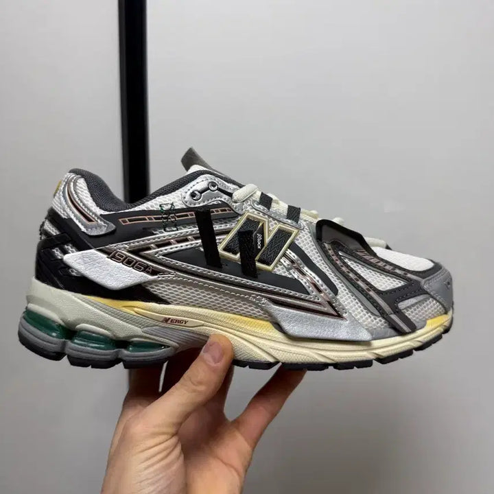 [BUNJANG] New Balance 1906R Sneakers Silver Black / 뉴발란스 1906R 운동화 실버 블랙