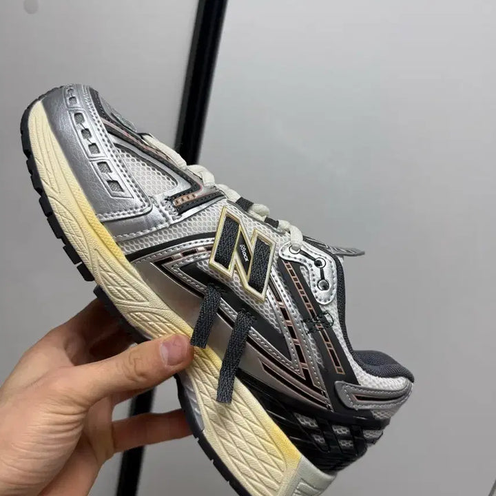 [BUNJANG] New Balance 1906R Sneakers Silver Black / 뉴발란스 1906R 운동화 실버 블랙