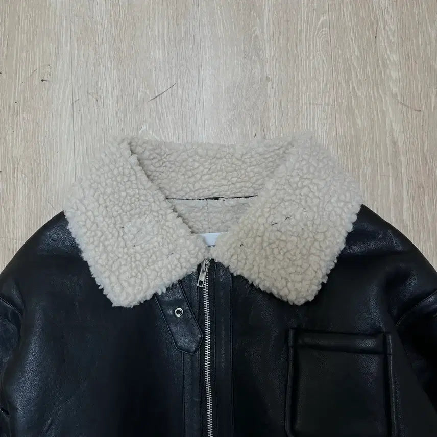 [BUNJANG] Place Studio Solid Mutton Fleece Leather Mustang Jacket FREE / 플레이스 스튜디오 솔리드 무톤 플리스 양털 레더 무스탕 FREE