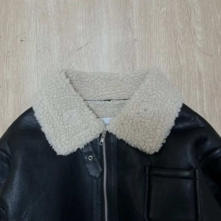 [BUNJANG] Place Studio Solid Mutton Fleece Leather Mustang Jacket FREE / 플레이스 스튜디오 솔리드 무톤 플리스 양털 레더 무스탕 FREE