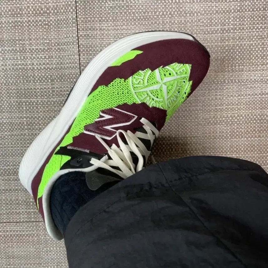 [BUNJANG] New Balance x Stone Island x Tokyo Design Studio FuelCell RC Elite Running Shoes / 뉴발란스 x 스톤 아일랜드 x 도쿄 디자인 스튜디오 퓨어셀 RC 엘리트
