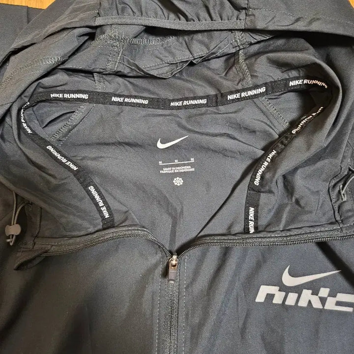[BUNJANG] Nike Miler Flash Windbreaker Jacket - Black (Size M) / 나이키 마일러플래시 바람막이 M