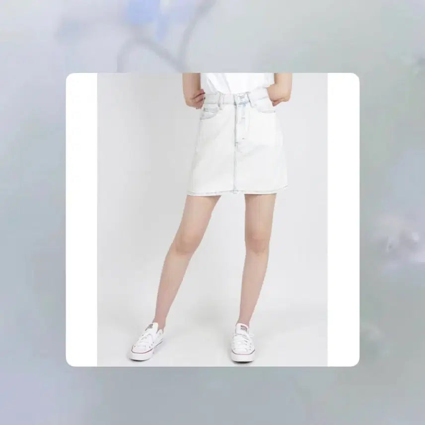 [BUNJANG] Calvin Klein Light Wash Denim Mini Skirt / 캘빈클라인 연청 데님 미니 스커트