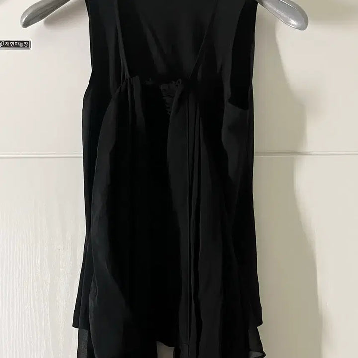 [BUNJANG] Vintage Black Draping Sleeveless Top / 빈티지 블랙 드레이핑 탑