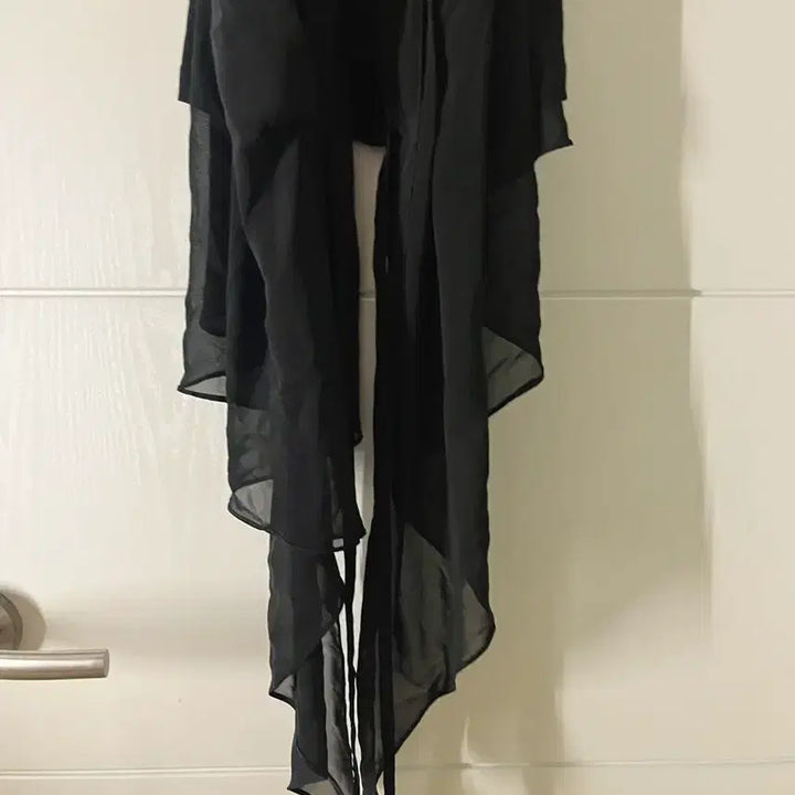 [BUNJANG] Vintage Black Draping Sleeveless Top / 빈티지 블랙 드레이핑 탑