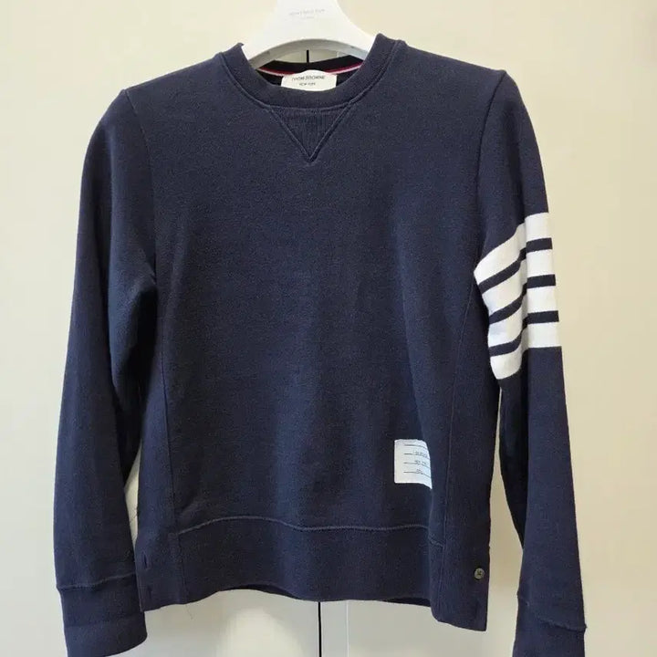 [BUNJANG] Thom Browne Navy Tricolor Sweatshirt Size 1 / 톰브라운 네이비 삼선 맨투맨 1사이즈