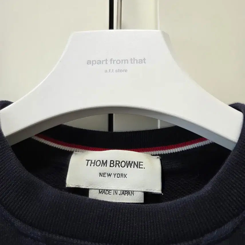 [BUNJANG] Thom Browne Navy Tricolor Sweatshirt Size 1 / 톰브라운 네이비 삼선 맨투맨 1사이즈