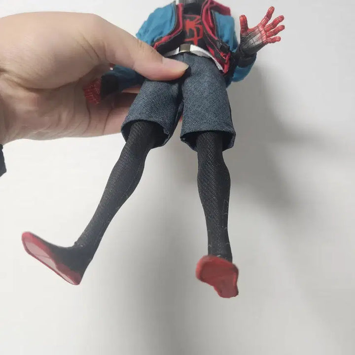 [BUNJANG] Hot Toys Miles Morales Action Figure / 핫토이 마일스 모라레스 급처
