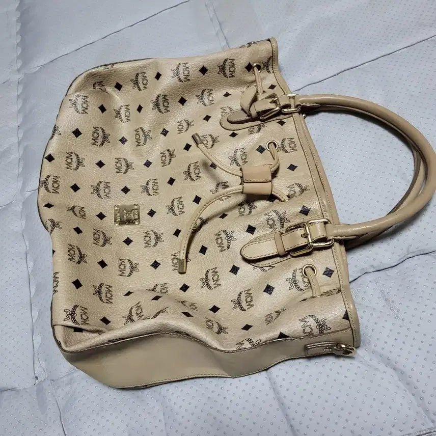 [BUNJANG] MCM Logo Pattern Tote Bag / MCM 로고 패턴 토트백