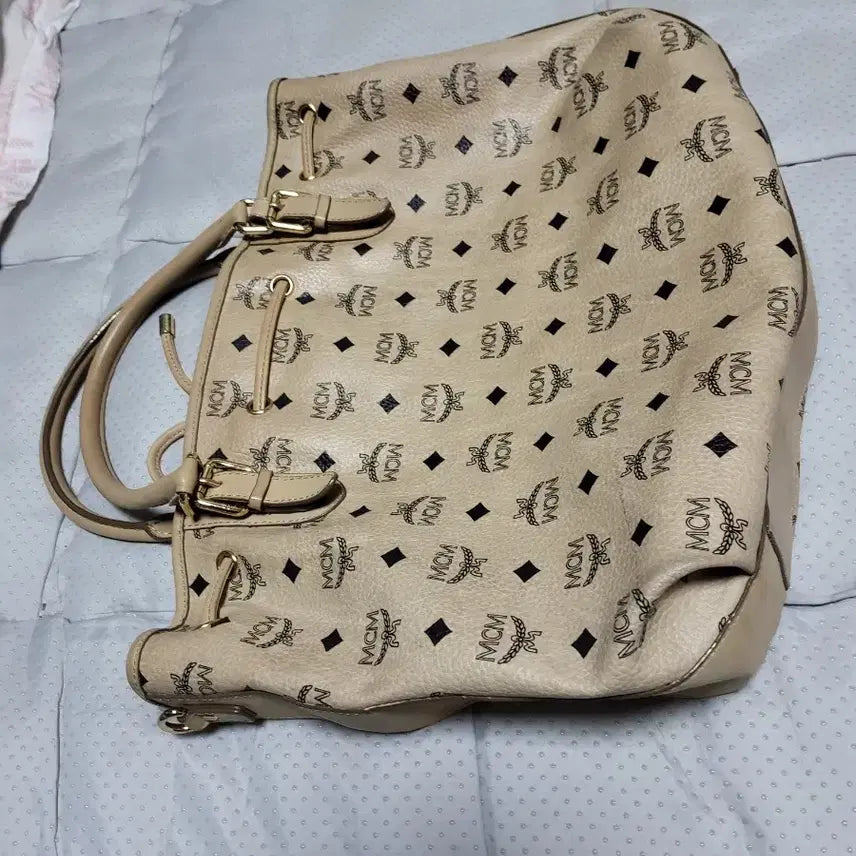 [BUNJANG] MCM Logo Pattern Tote Bag / MCM 로고 패턴 토트백