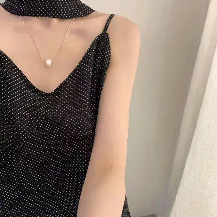 [BUNJANG] Dot Tie Sleeveless Blouse / 도트 타이 나시 블라우스