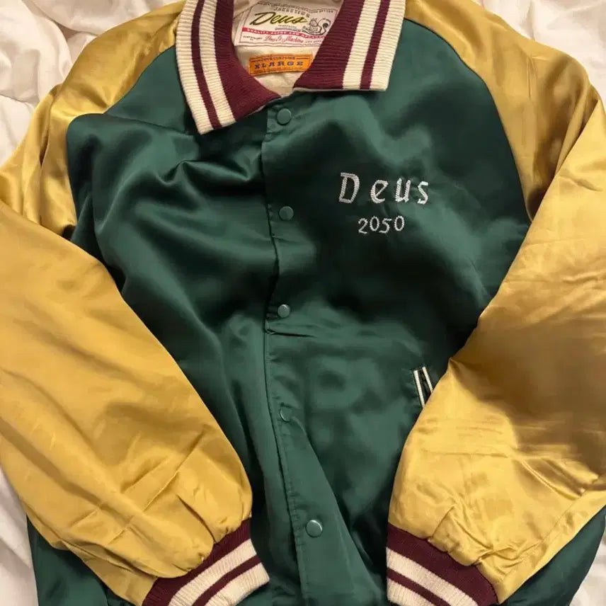 [BUNJANG] Deus Ex Machina Sukajan Baseball Jacket XL / 데우스 야구잠바 스카잔 xl