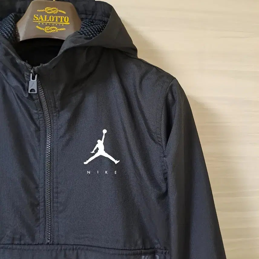 [BUNJANG] Nike Jordan Black Anorak Hooded Windbreaker Jacket / 나이키 조던 블랙 아노락 후드 바람막이