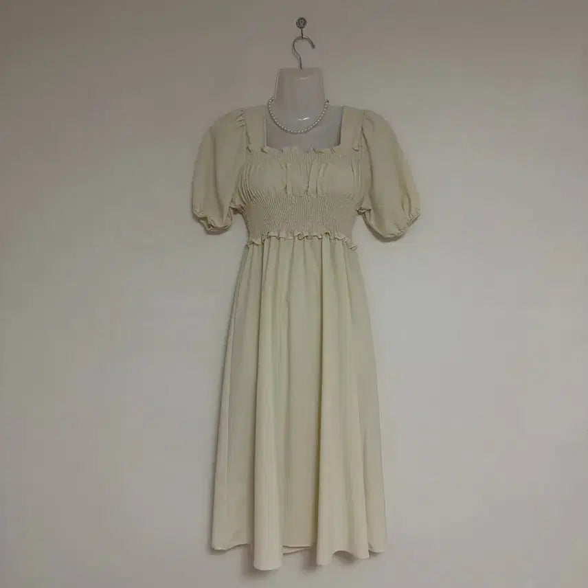 [BUNJANG] Square Neck Ruffle Midi Dress / 스퀘어넥. 프릴포인트원피스