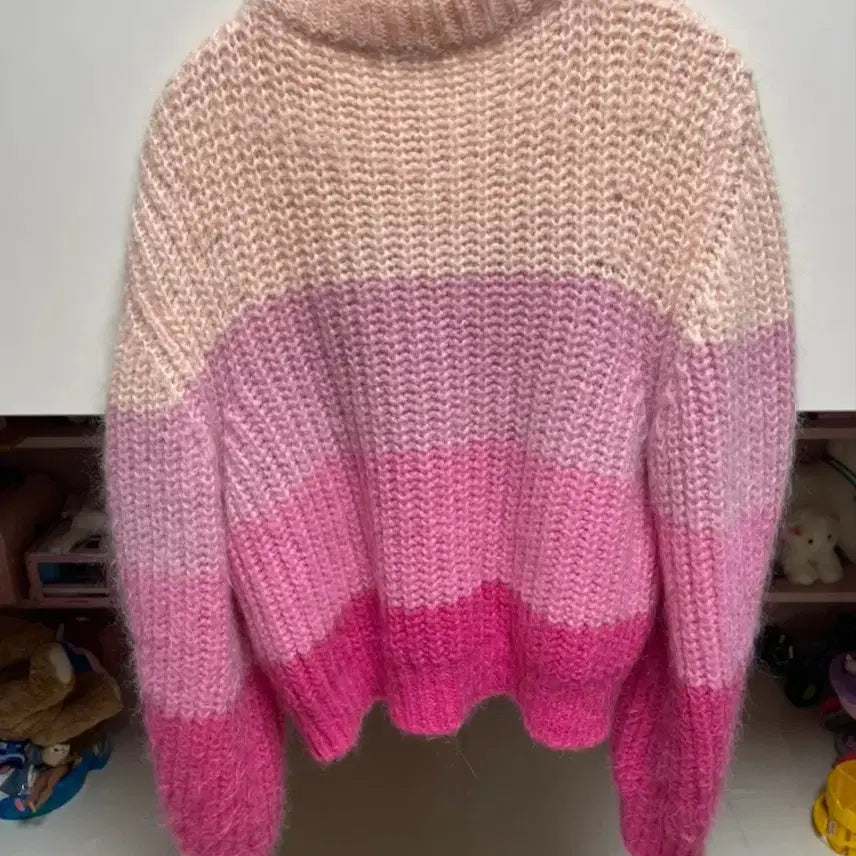 [BUNJANG] Sandro Pink Gradient Knit / 산드로 니트