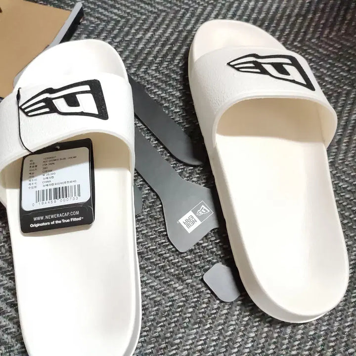 [BUNJANG] New Era Shower Slide Sandals 280mm / 뉴에라 샤워 슬라이드 슬리퍼 280mm 새제품
