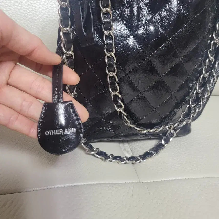 [BUNJANG] ADER Error Quilted Kama Bag Black Chain Bag / 아더앤드 퀼팅 카마백 블랙 체인뱩